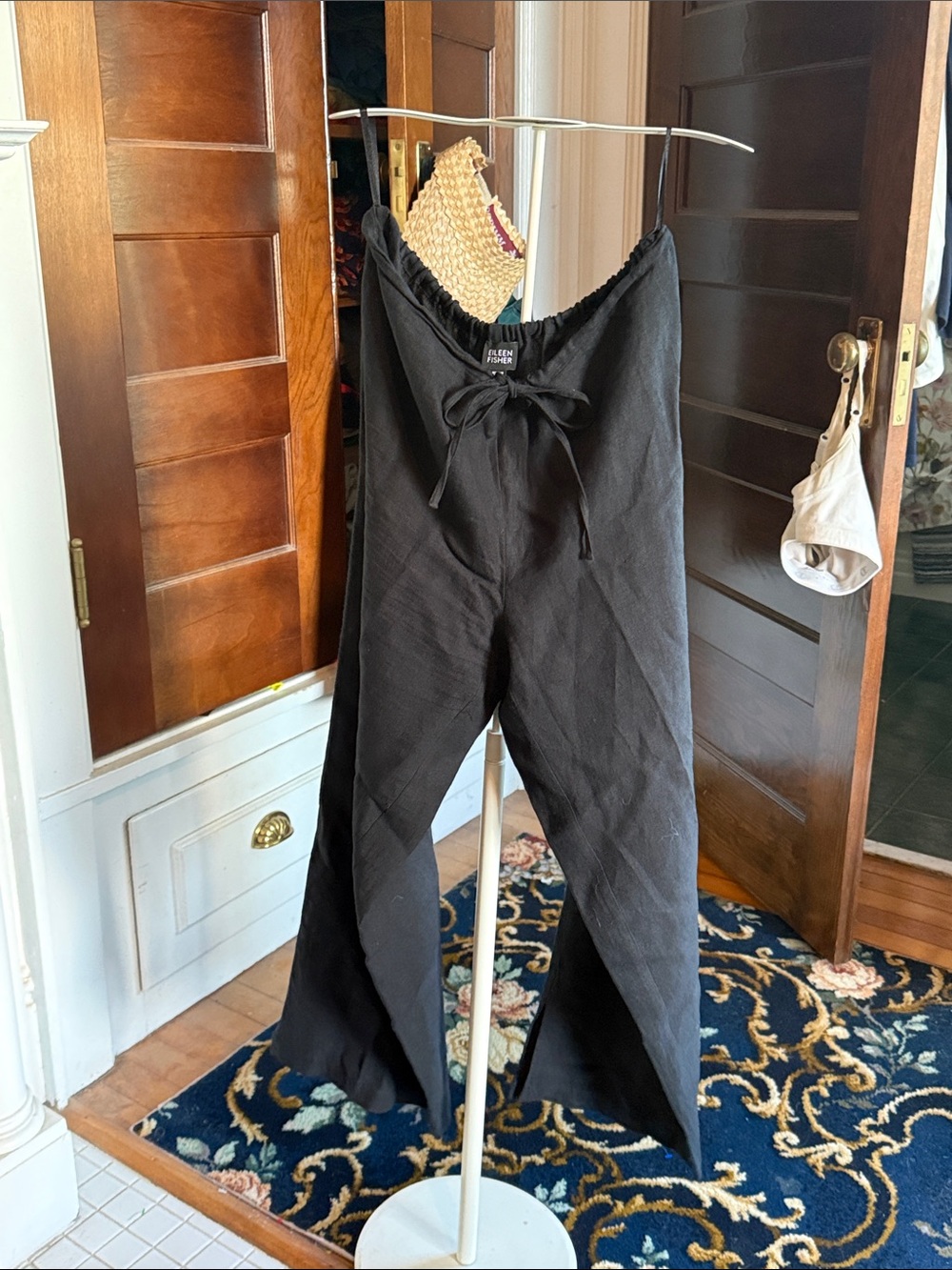 Eileen Fisher Wide-Leg Drawstring Linen Pants- excellent condition. 248 retail